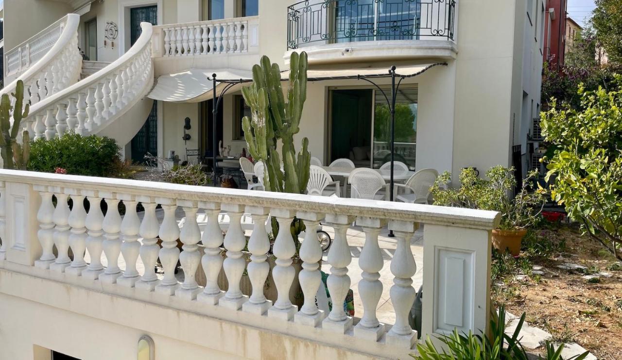 Rez De Jardin De 65M2 Dans Villa A Nice Exteriör bild