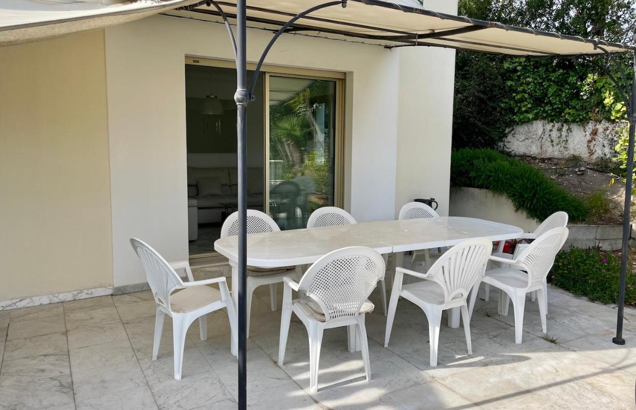 Rez De Jardin De 65M2 Dans Villa A Nice Exteriör bild